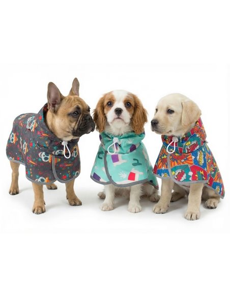 IMPERMEABILE REGOLABILE A MANTELLA